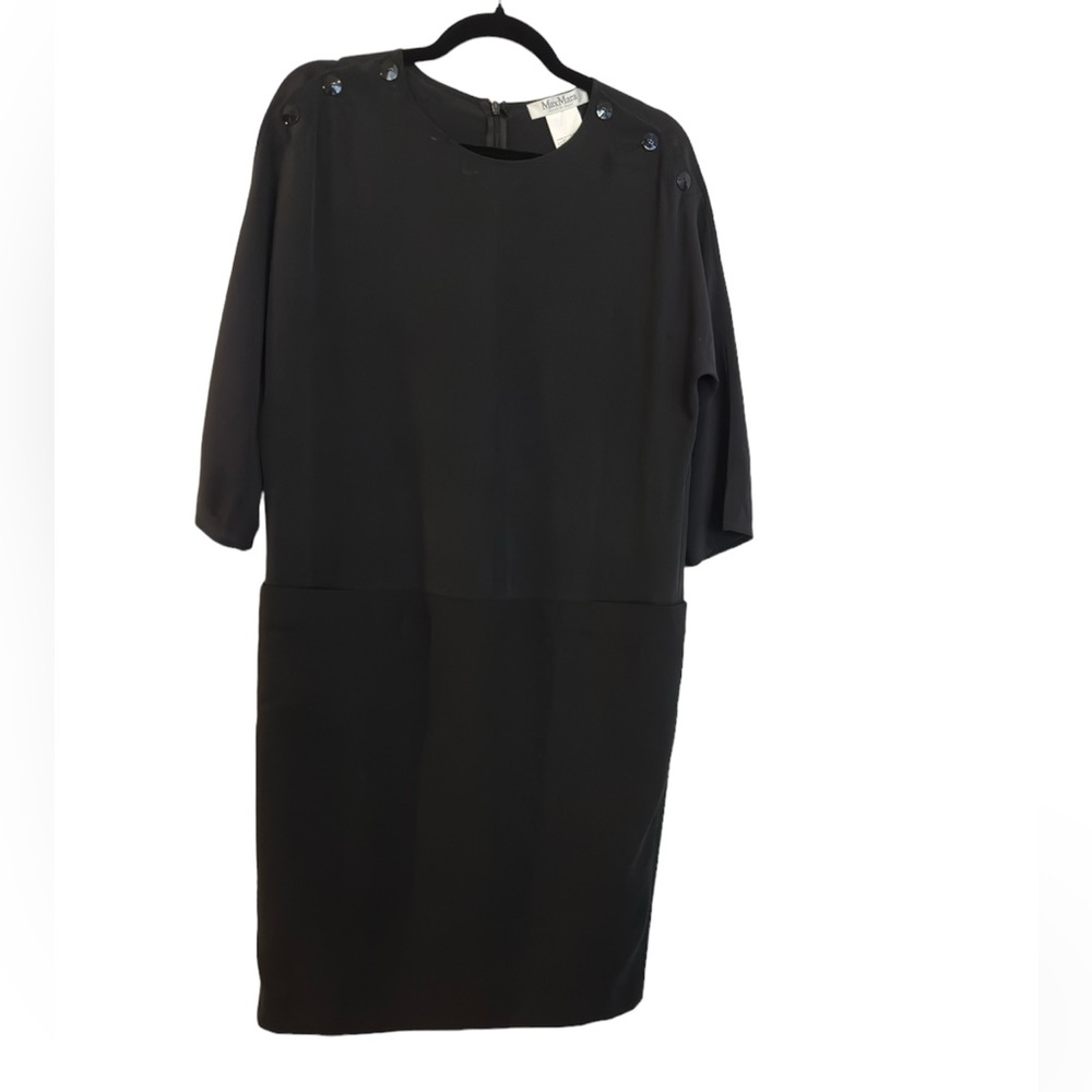 MaxMara Quarter Sleeve Drop Hip Dress. Black. Size 8